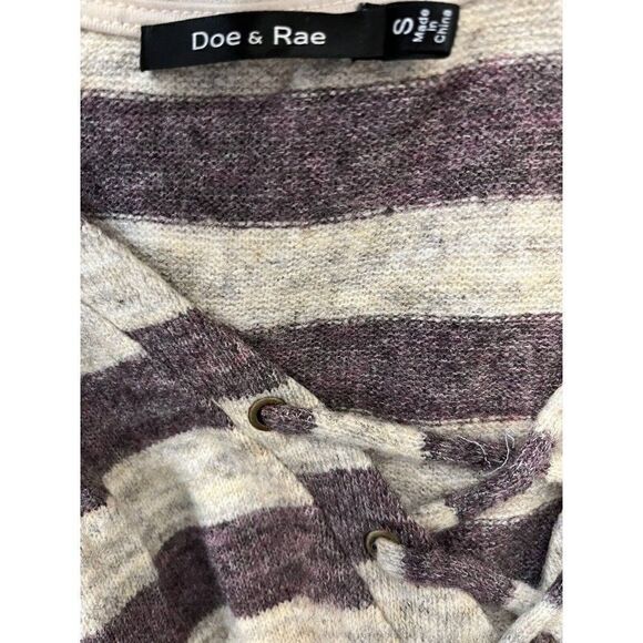 Doe & Rae Small Knit Long Blouse Purple Striped Ruffled Hem Tunic NWT - Picture 4 of 6